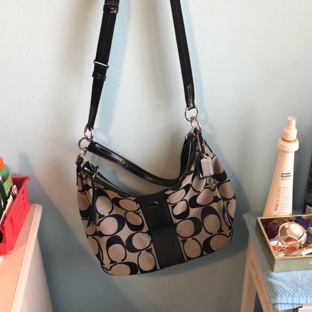 Coach Signature Hobo Crossbody/Shoulder Bag Gem